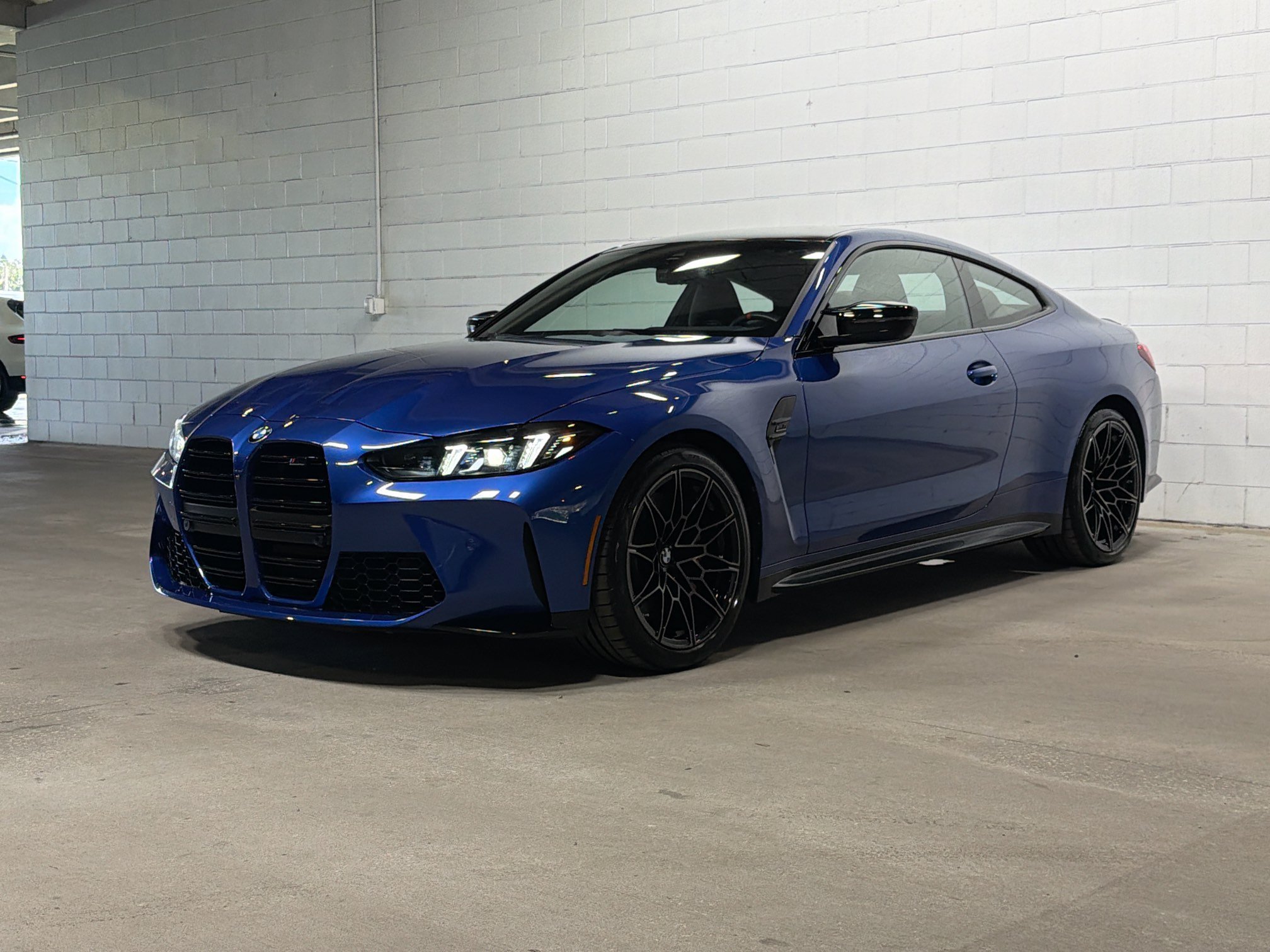 Used 2025 Portimao Blue Metallic BMW Competition image 1
