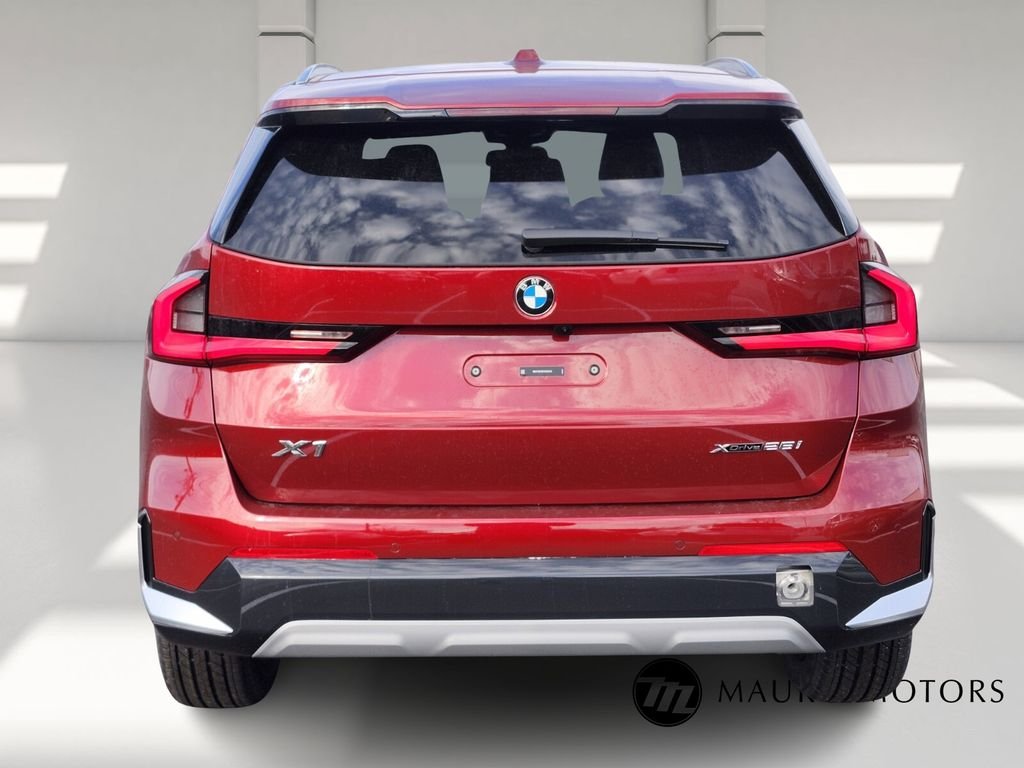 Used 2026 Red BMW xDrive28i image 4