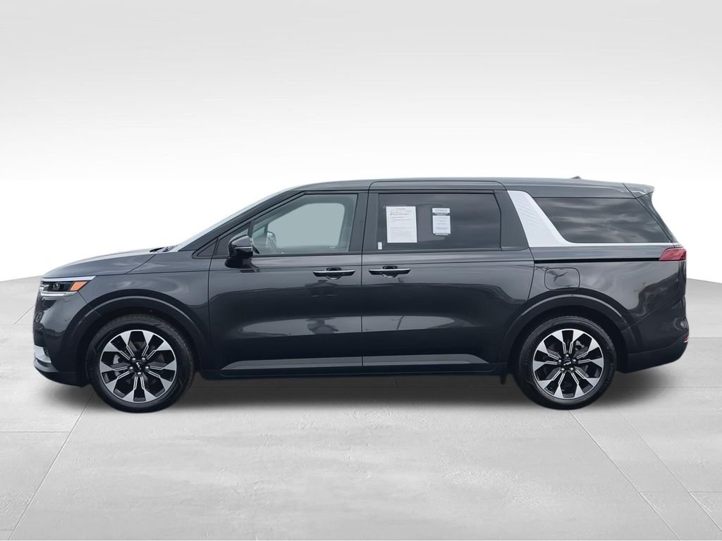 Certified Used 2024 Gray Kia EX image 5
