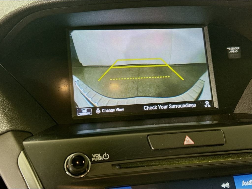 Used 2019 White Diamond Pearl Acura w/Technology Pkg image 15