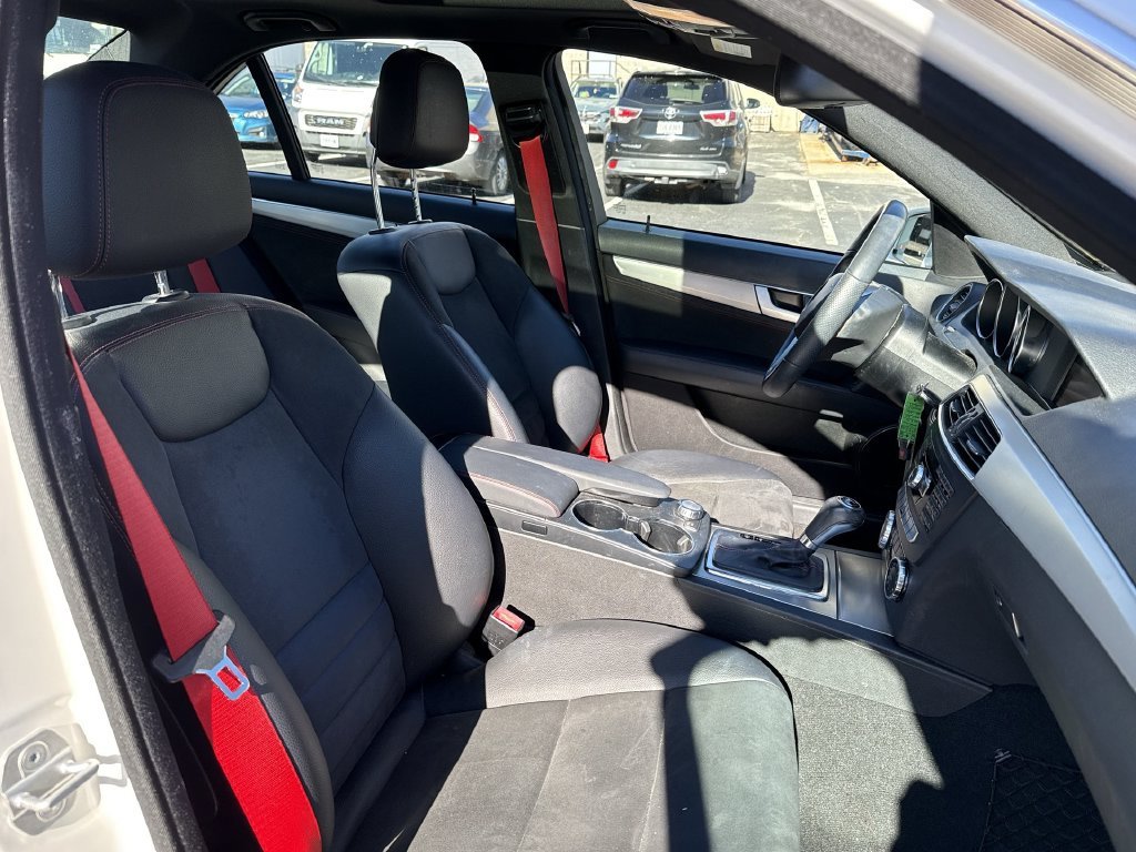 Used 2013  Mercedes-Benz C 300 image 10