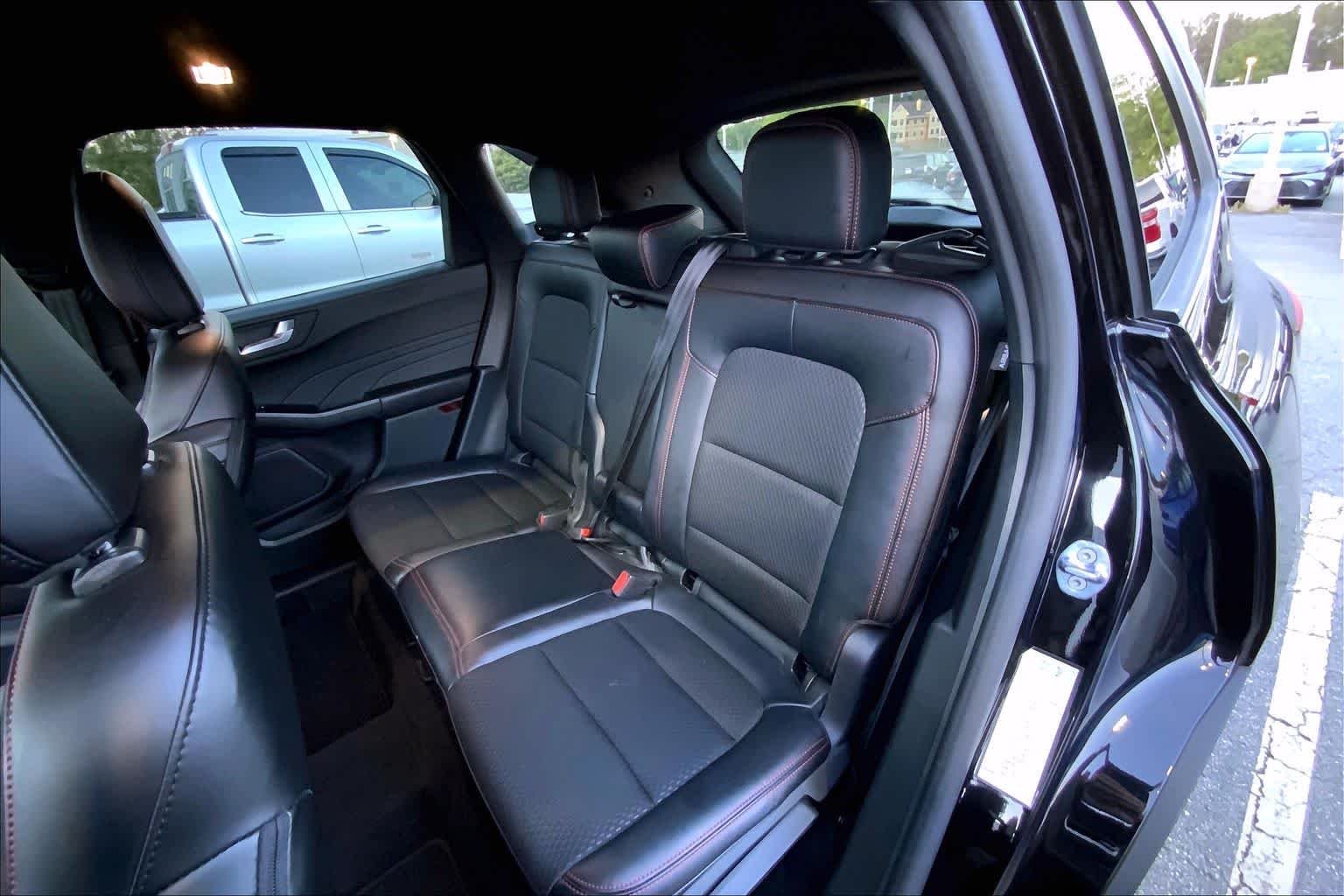 Used 2025 Agate Black Ford ST-Line image 20