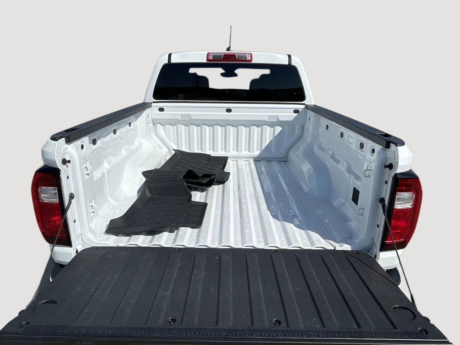 Used 2023 Summit White GMC 2WD Elevation image 14