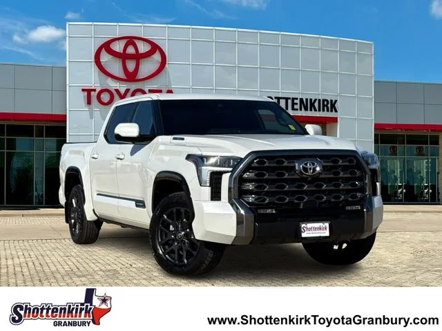 2025 Toyota Tundra Hybrid Platinum