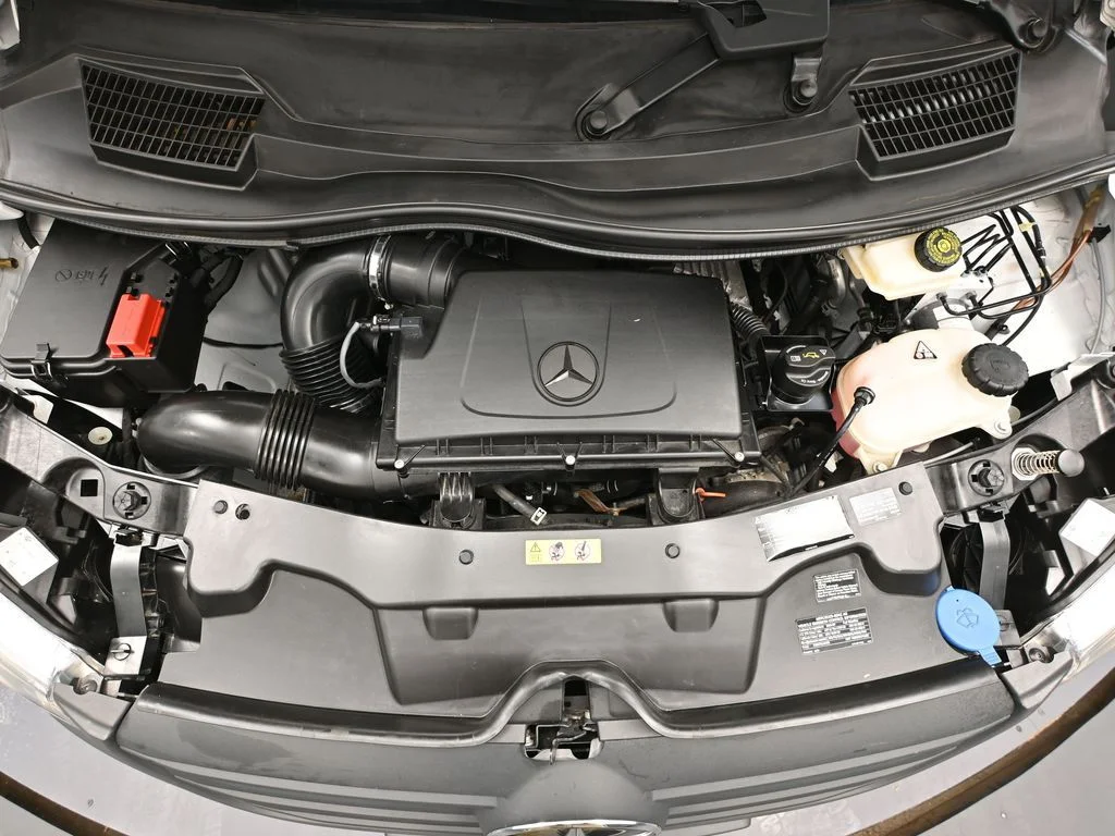 Used 2023 White Mercedes-Benz Cargo image 40