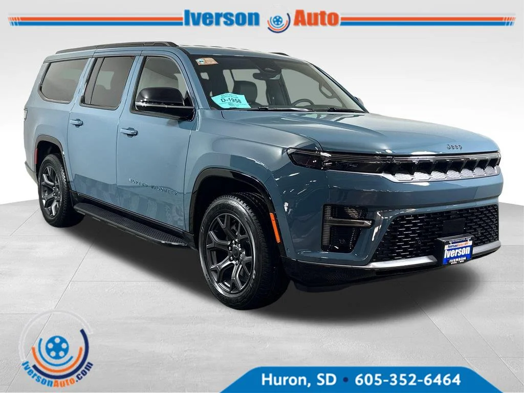 New 2026 Steel Blue Jeep Limited Altitude image 8