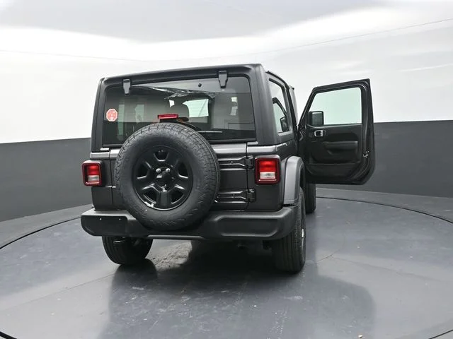 New 2026 Granite Crystal Metallic Clear-Coat Exterior Paint Jeep Sport image 31