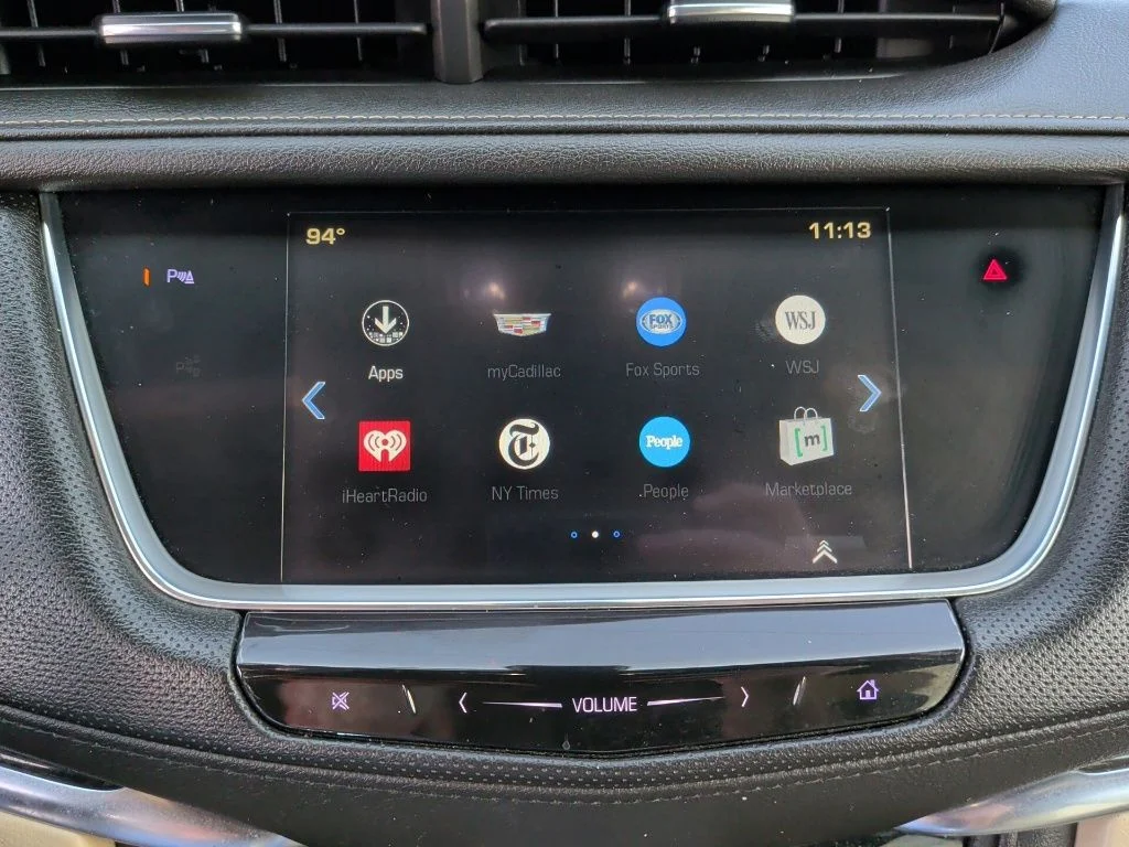 Used 2019 White Cadillac Base image 26