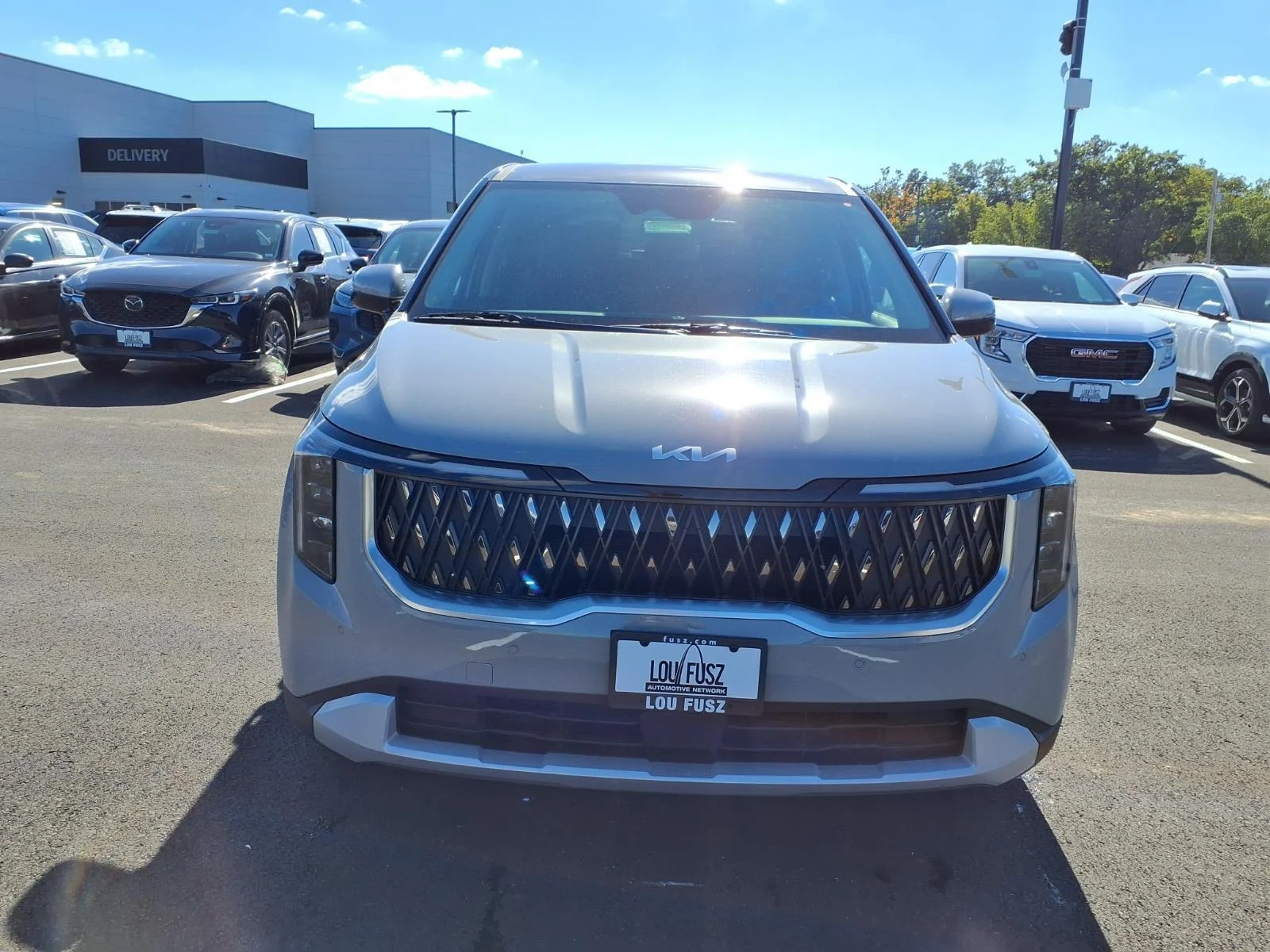 New 2027 Ceramic Silver Kia LXS image 16