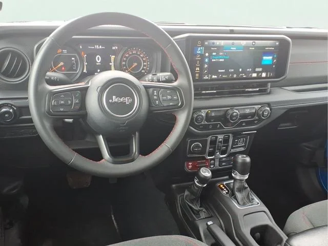 Used 2024  Jeep Rubicon image 22
