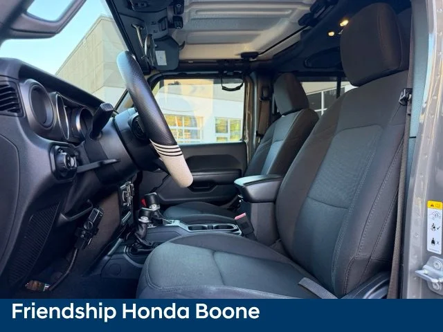 Used 2020 Gray Jeep Sport image 16