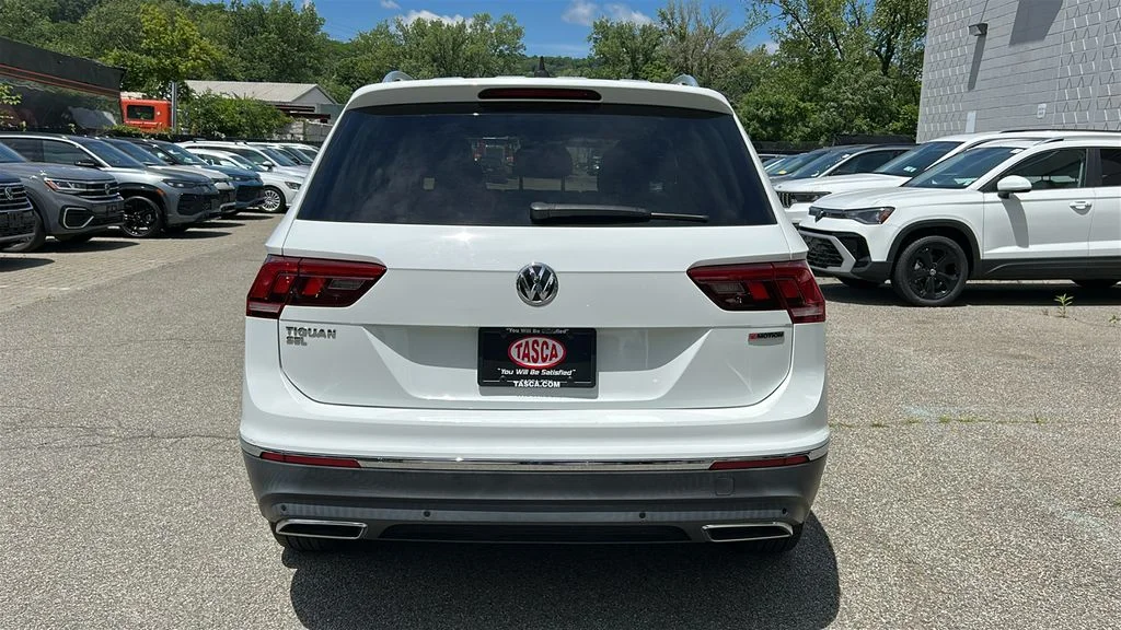 Used 2019 White Volkswagen 2.0T SEL image 5