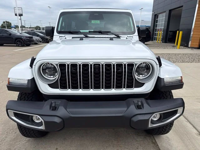 New 2027 White Jeep Sahara image 11