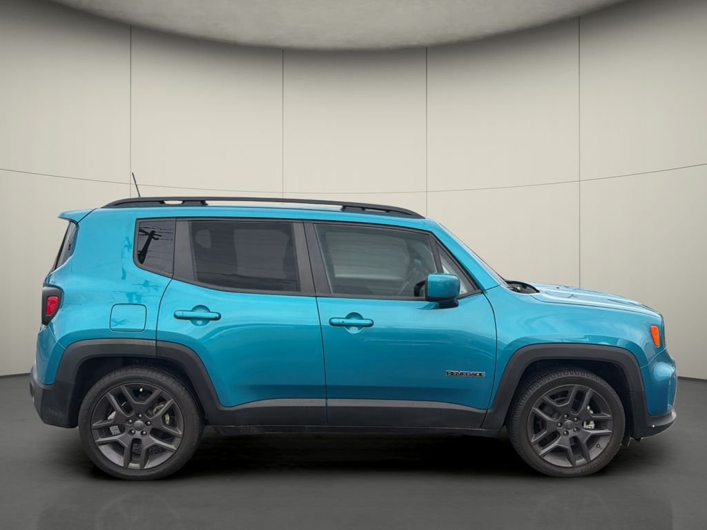 Used 2021 Teal Jeep Latitude image 8