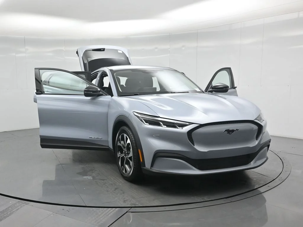 New 2026 Gray Ford Select image 29