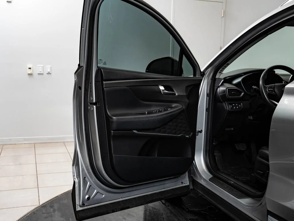 Used 2020 Shimmering Silver Pearl Hyundai SEL image 29