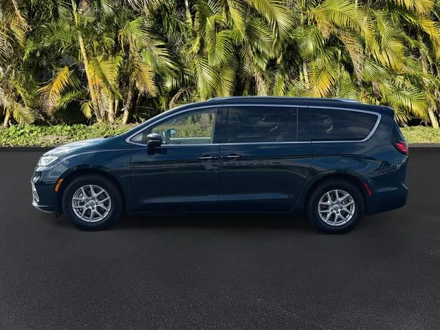 Used 2021 Blue Chrysler Touring L image 9