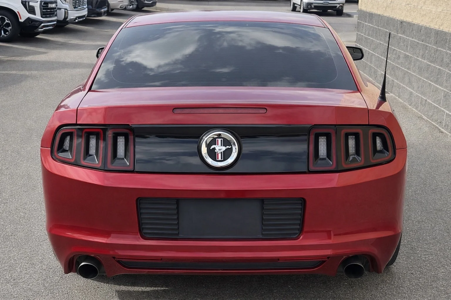 Used 2014 Red Ford V6 image 5