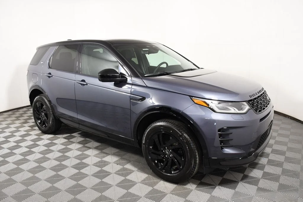 New 2026 Varesine Blue Land Rover Landmark image 8