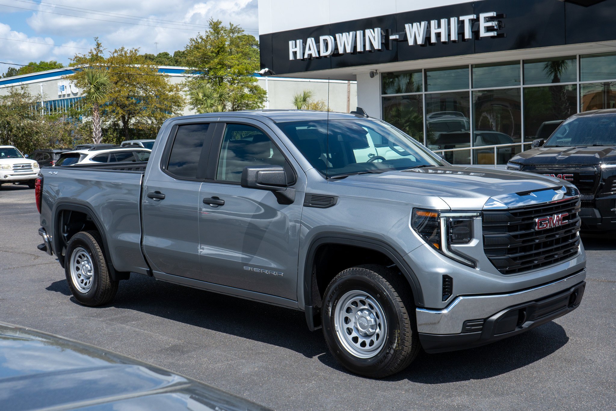 2026 GMC Sierra 4WD Double Cab Standard Box Pro's photo
