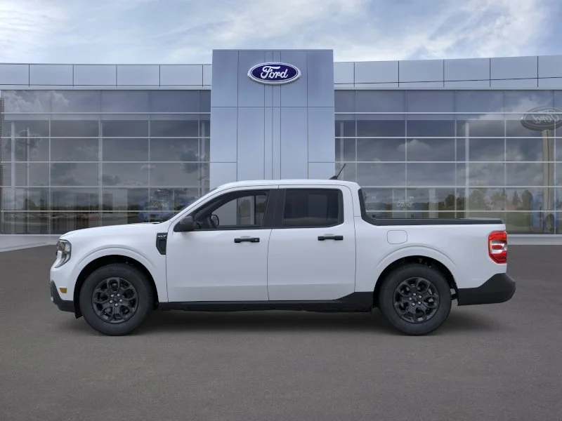 New 2026 Space White Metallic Ford XLT image 26