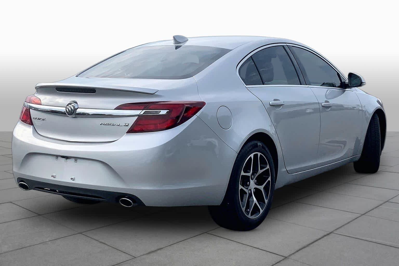 Used 2017 Quicksilver Metallic Buick Sport Touring image 12