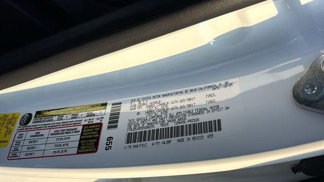 2025 Toyota Tacoma TRD Off Road - Photo 38