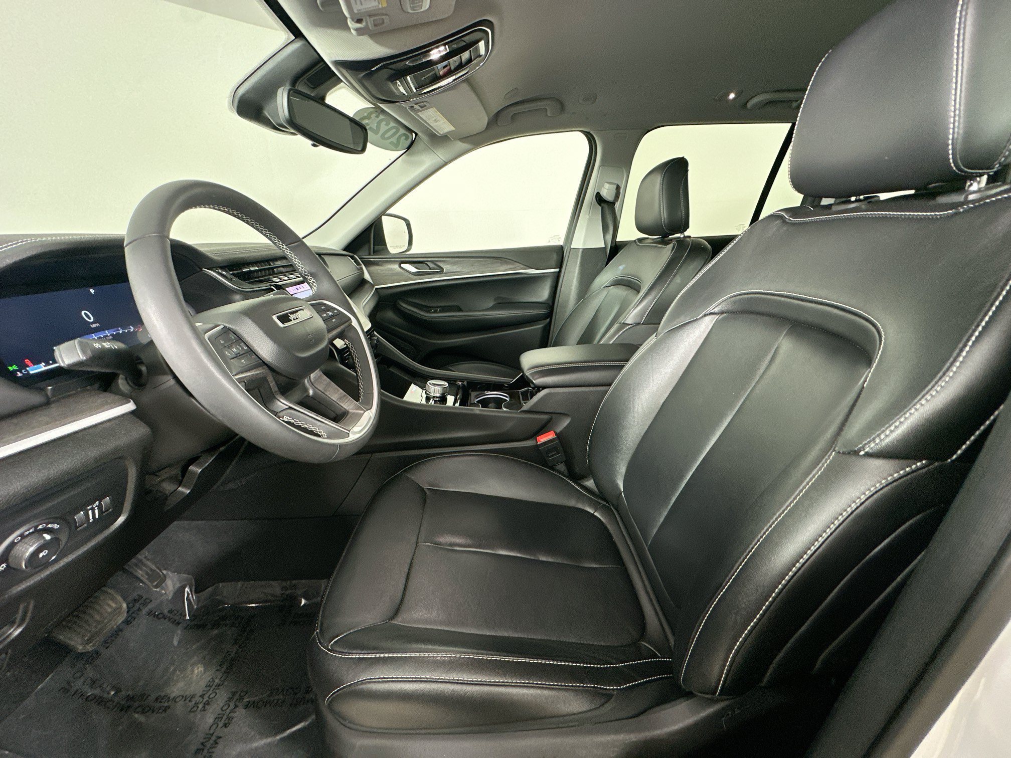 Used 2023 Bright White Clearcoat Jeep Limited image 30