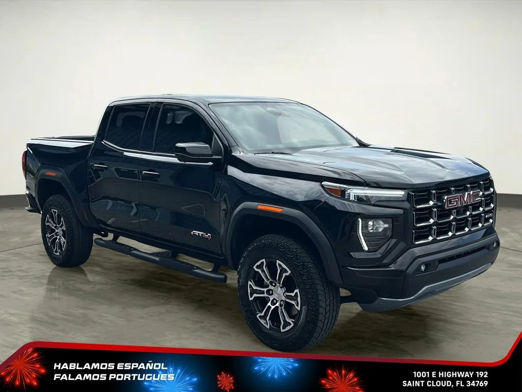 Used 2025 Onyx Black GMC AT4 image 8