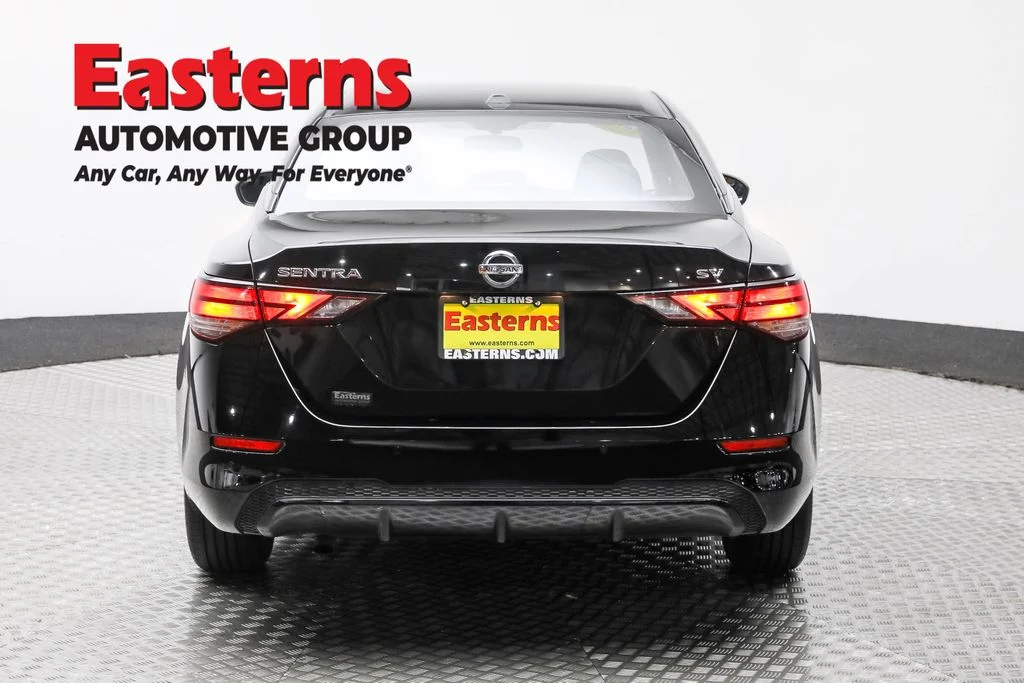 Used 2022 Black Nissan SV image 6