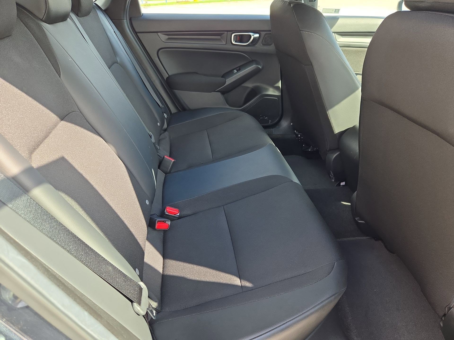 2026 Honda Civic Hatchback Sport - Photo 28