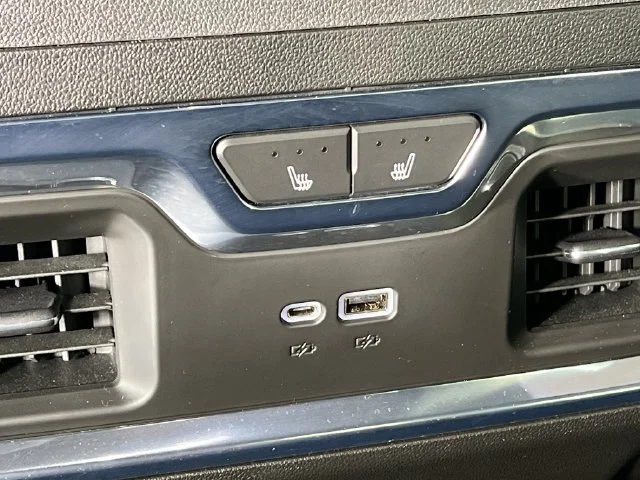 Used 2022 Red GMC Denali image 26