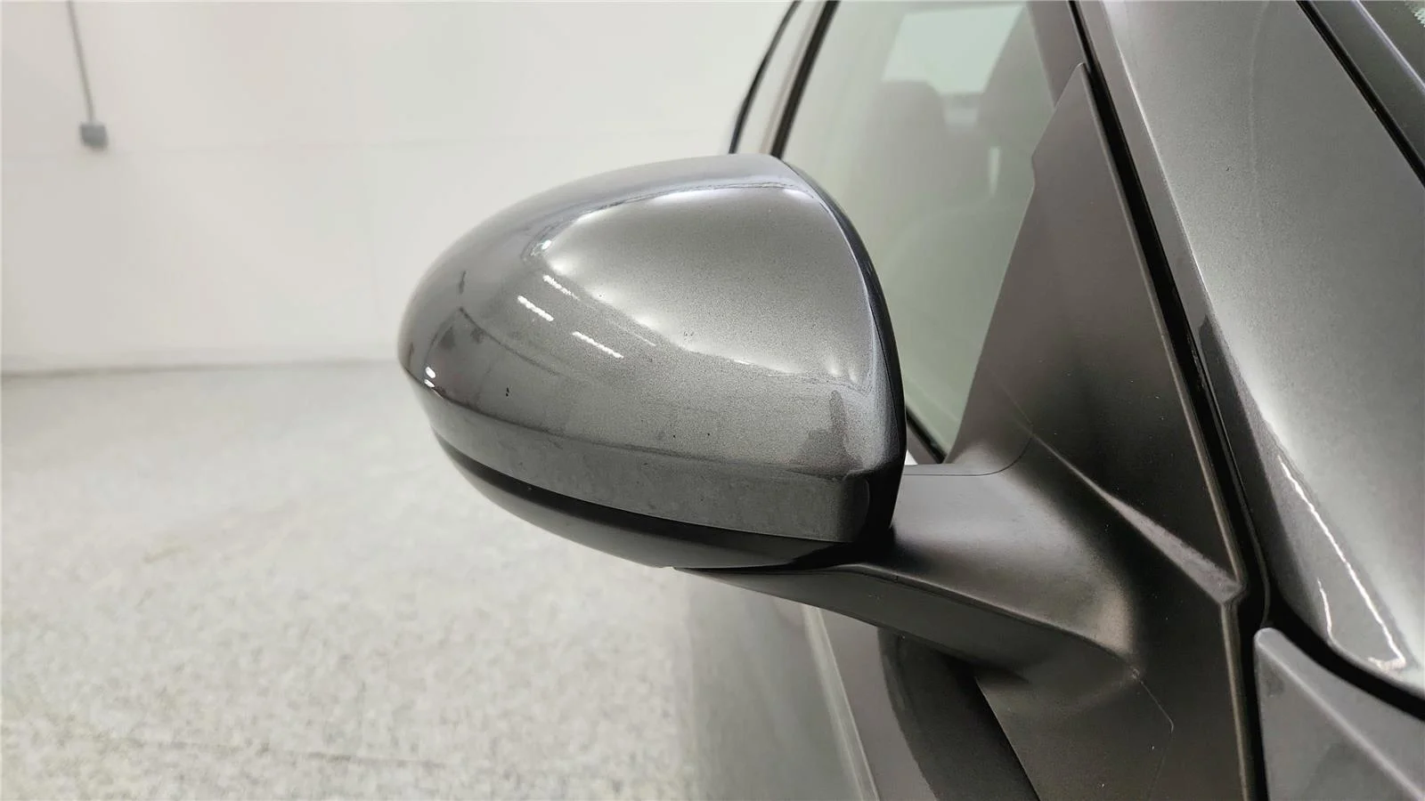 Used 2022 Gun Metallic Nissan 2.5 SV image 18