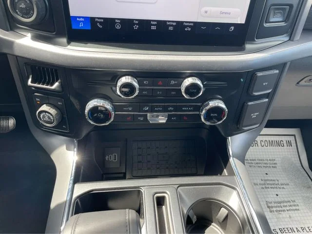 2025 Ford F-150 XLT - Photo 27