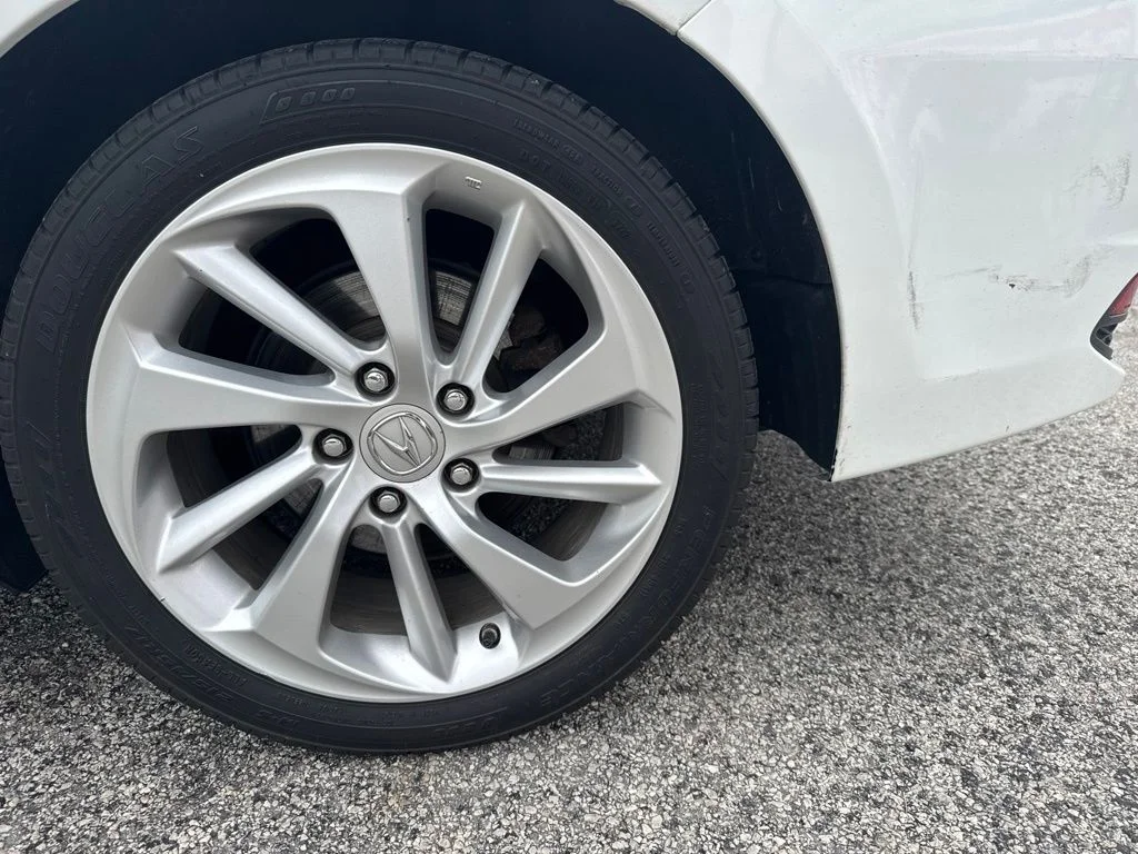 Used 2016 White Acura 2.4L image 4