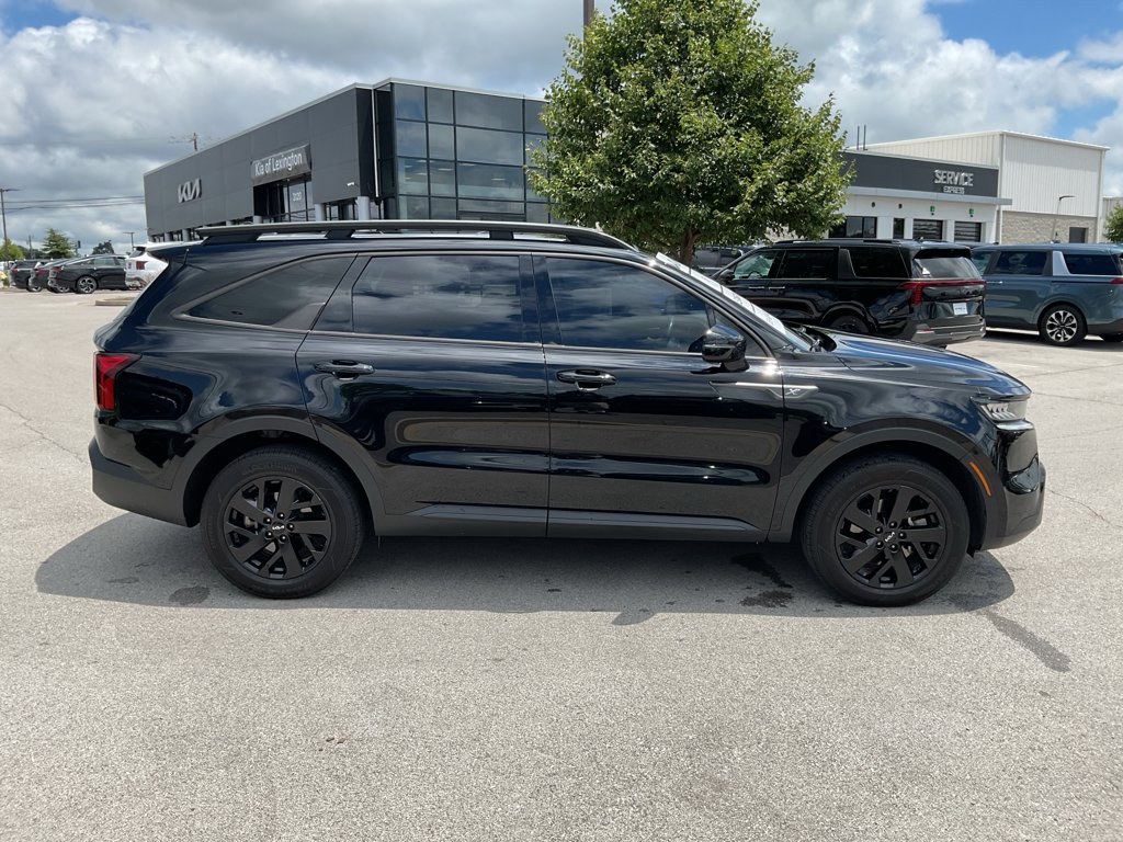 Certified Used 2023 Ebony Black Kia X-Line S image 9