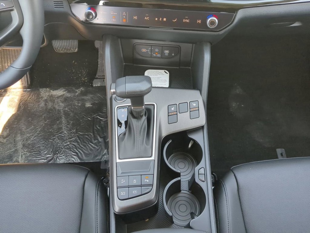 New 2026 Glacial White Pearl Kia EX image 18