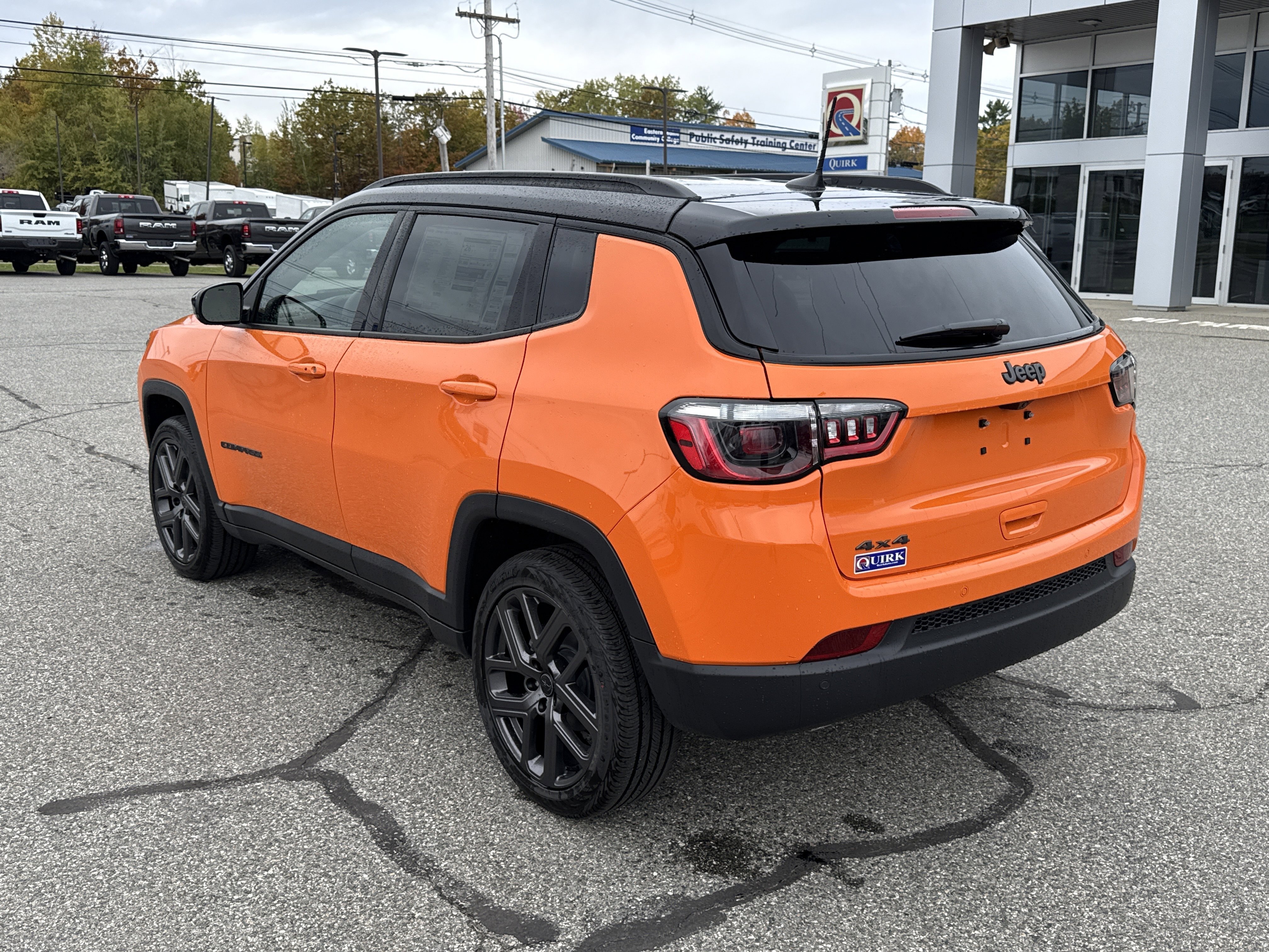 New 2026 Joose Exterior Paint Jeep Limited Altitude image 4