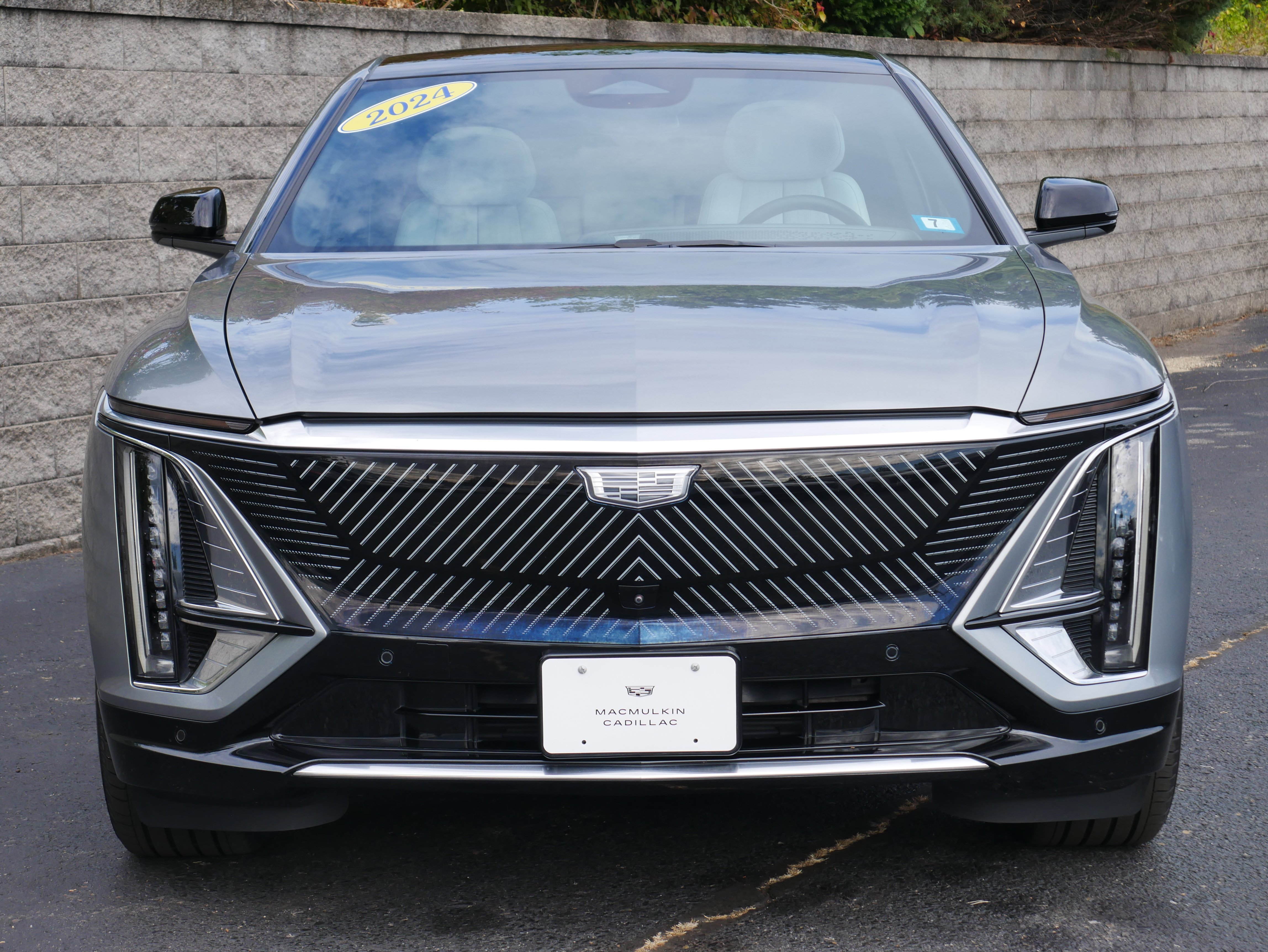 Certified 2024 Cadillac LYRIQ Luxury 2 with VIN 1GYKPRRLXRZ108750 for sale in Nashua, NH
