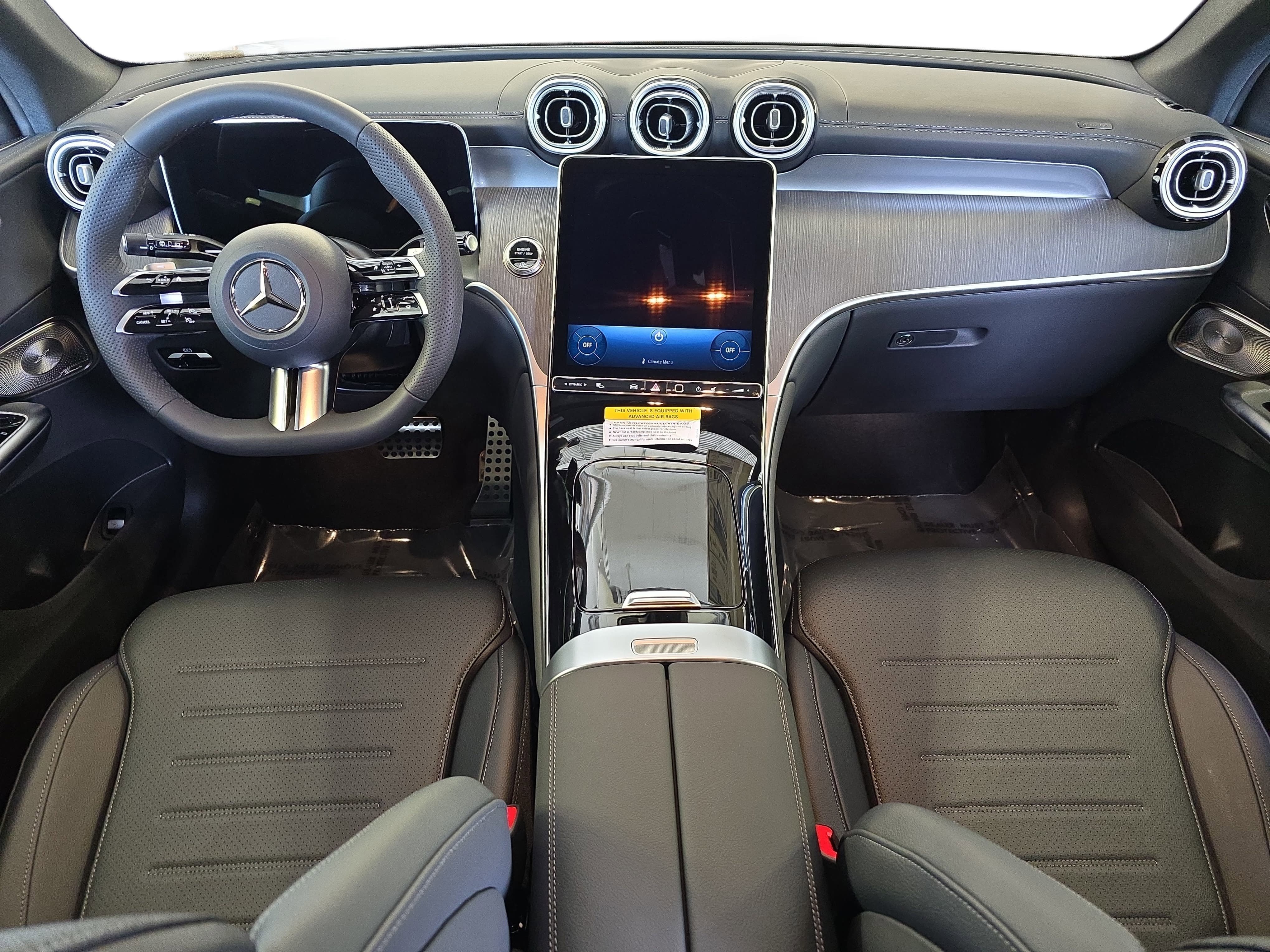 New 2026 Graphite Grey Metallic Mercedes-Benz GLC300 image 9