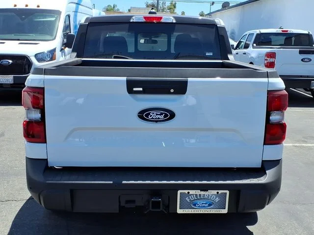 New 2026 Oxford White Ford Lariat image 5