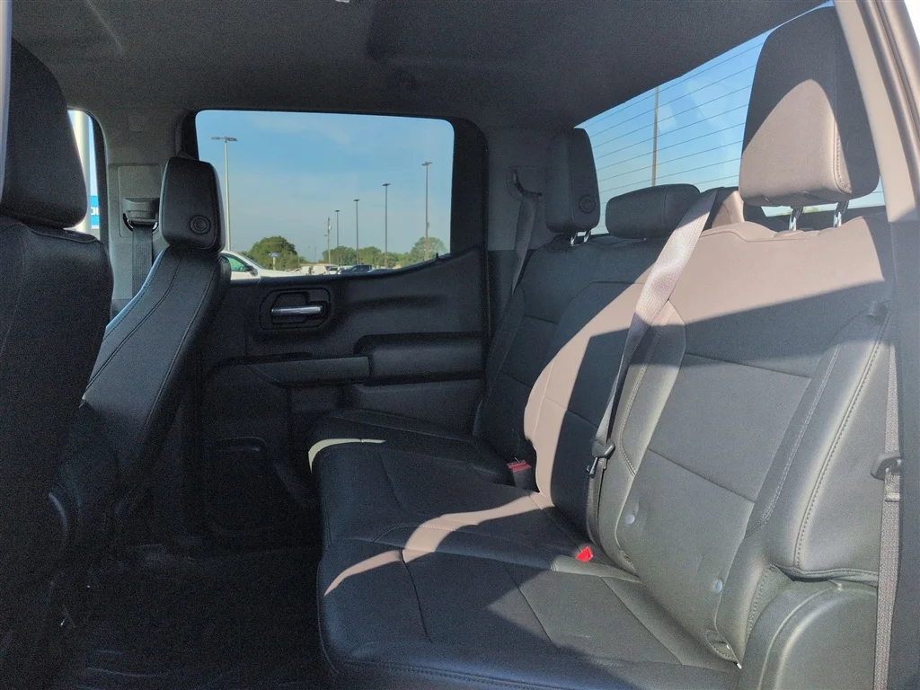 Used 2023 Summit White Chevrolet WT image 25