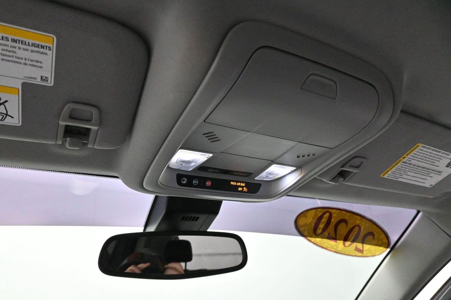 Used 2020 Summit White GMC SLE image 27