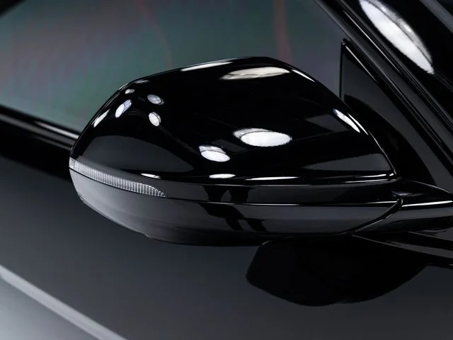 Used 2025 Black Lamborghini SE image 99