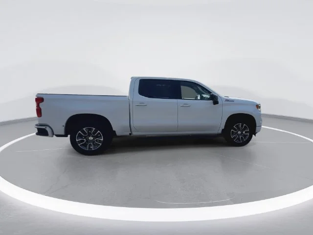 Used 2023 White Chevrolet RST image 12