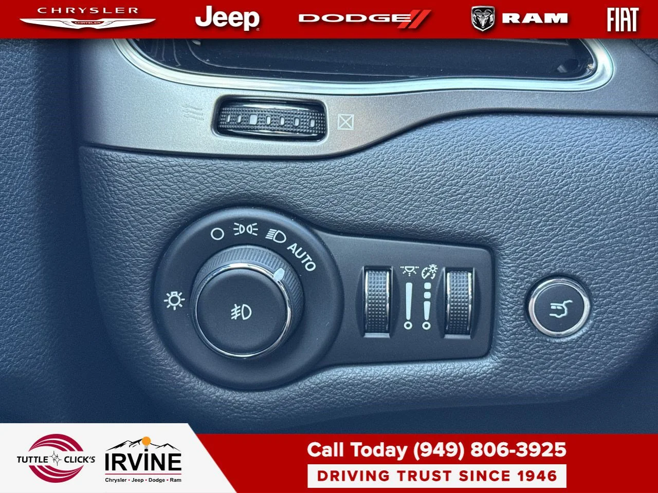 Used 2020 Granite Crystal Metallic Clearcoat Jeep Limited image 34