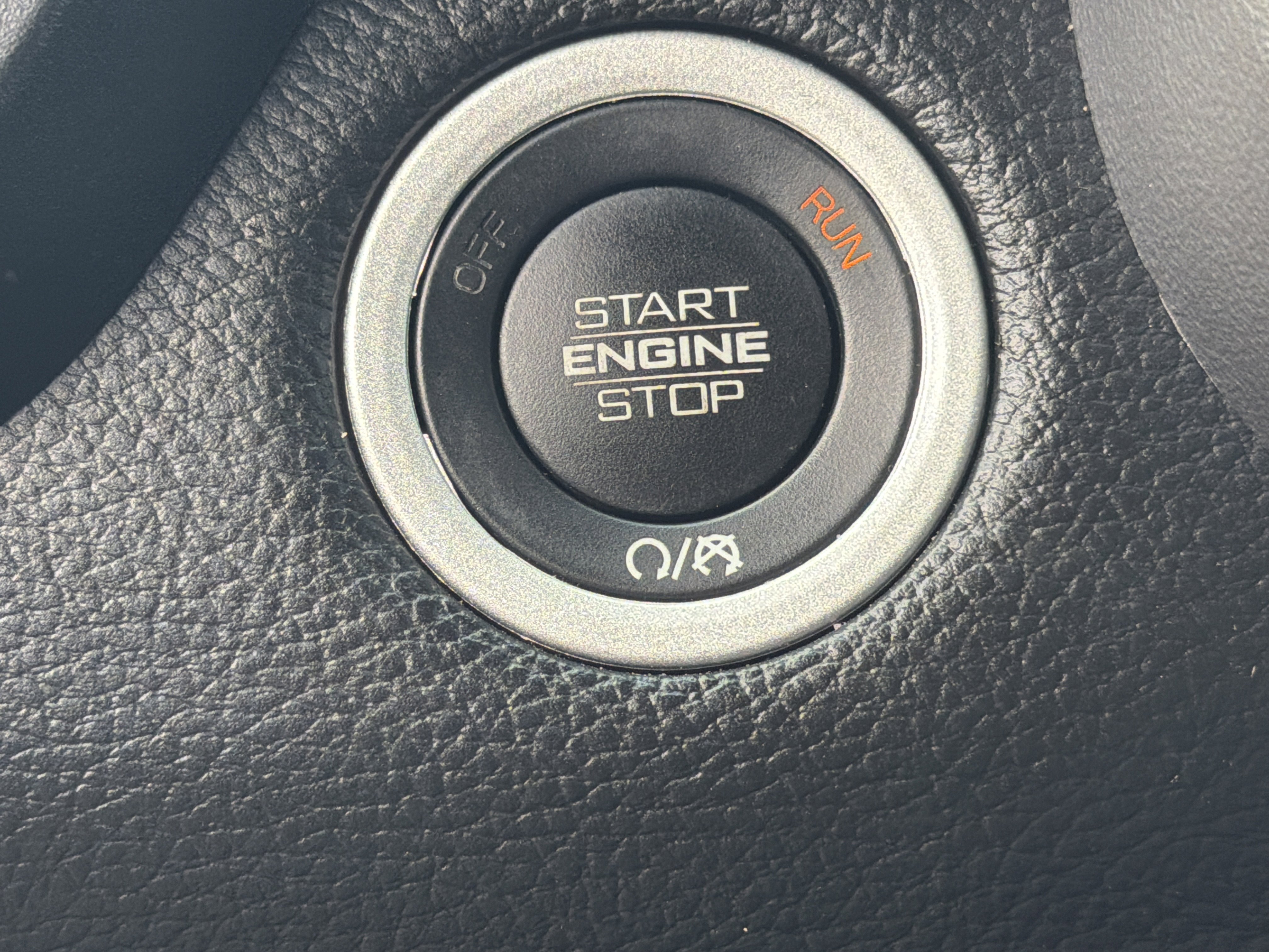 Used 2025 Bright White Clearcoat Ram Laramie image 33