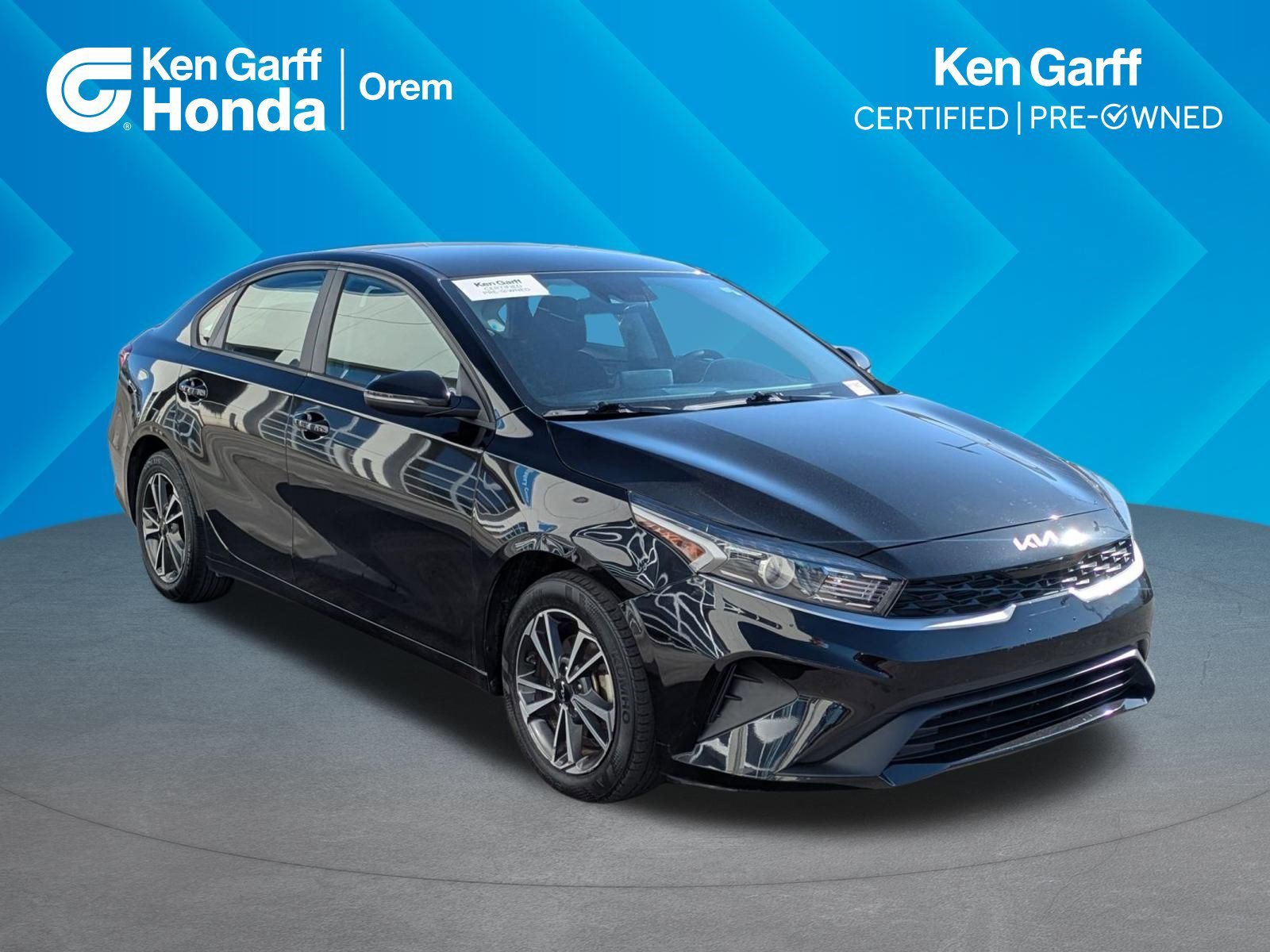 2023 Kia Forte LXS AT's photo