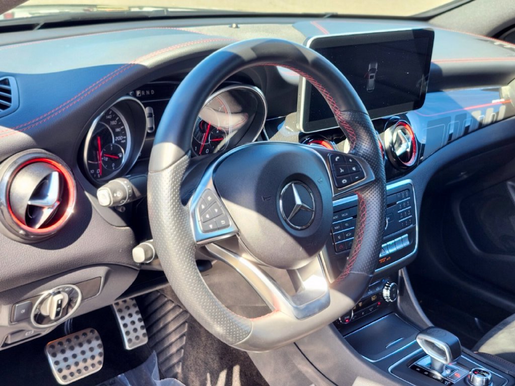 Used 2018  Mercedes-Benz CLA 45 AMG® image 19