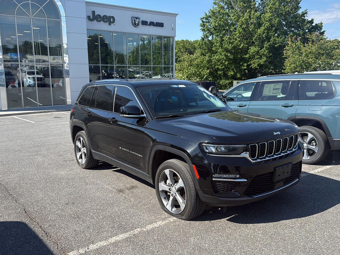 2023 Jeep Grand Cherokee Limited 4x4's photo